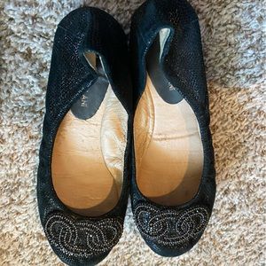 Antonio Melani Black Flats 8.5